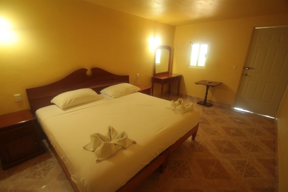 Blatha Tropical Rooms Holbox Екстер'єр фото
